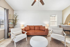 Feel at Home a 3 Minute Walk from the Beach